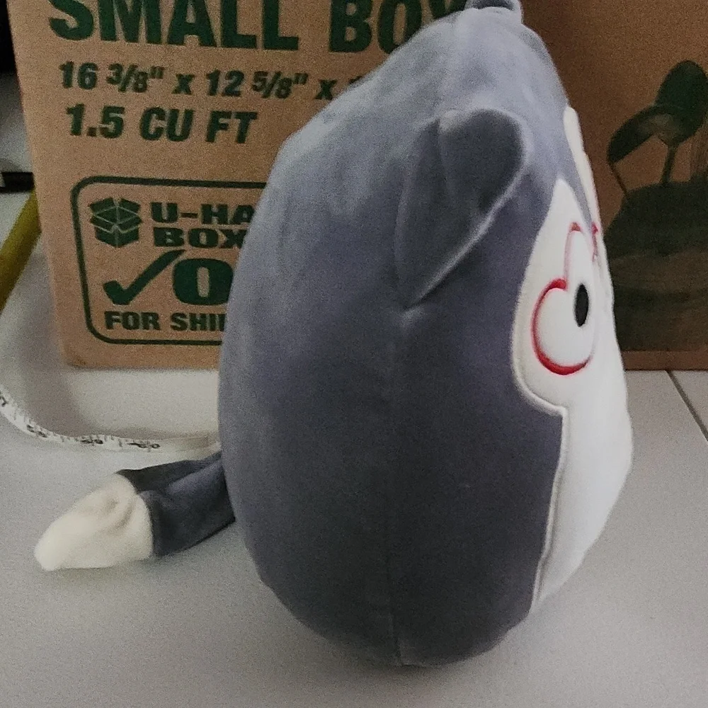 Ryan squishmallows huskey NEW